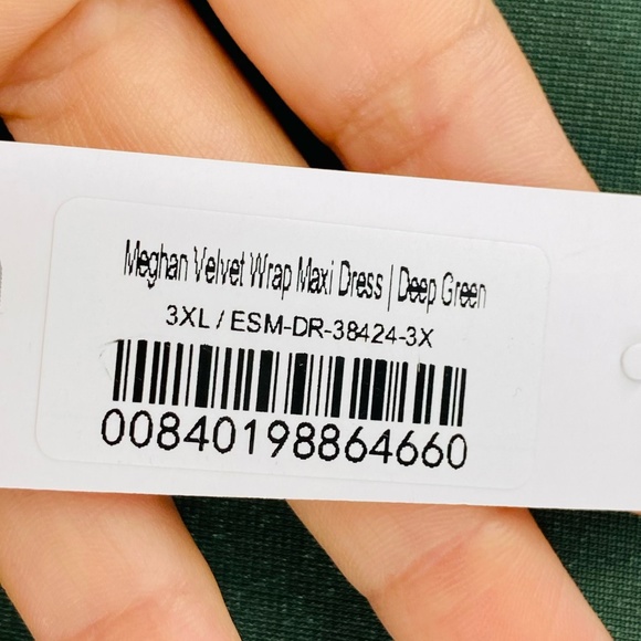 Baltic Born Meghan Velvet Wrap Maxi Dress Deep Green Size 3XL - Picture 6 of 10